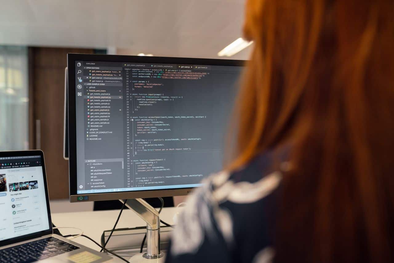 Desarrollo de aplicaciones web (DAW) a distancia